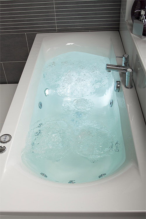 Spa bathtubs